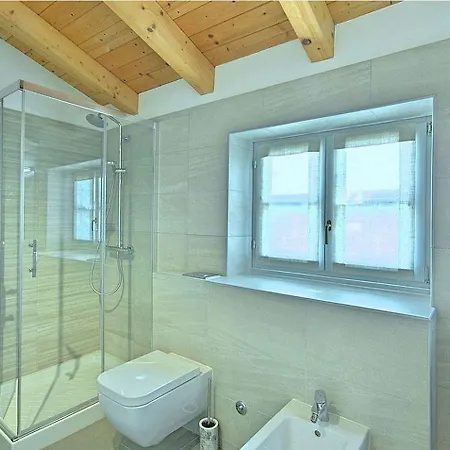 Traumhafte Istrische Steinvilla Mit Privatpool, Hydromassageecke, Aussendusche, Bbq Sveti Lovrec Pazenaticki