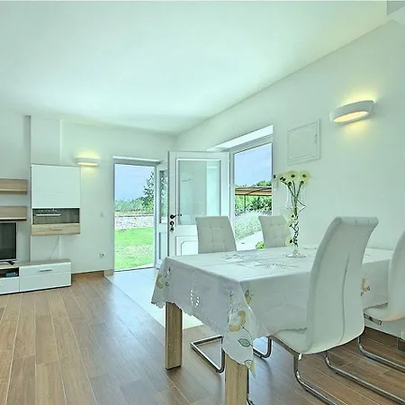 Traumhafte Istrische Steinvilla Mit Privatpool, Hydromassageecke, Aussendusche, Bbq *